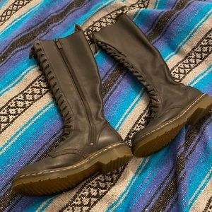 VINTAGE DOC MARTENS ZIP UP THIGH HIGH FLAT BOOT